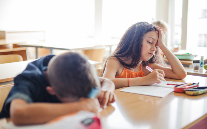 Será que nossas Escolas estão Ensinando as Coisas certas aos seus Alunos? Será que nossas Escolas estão Ensinando as Coisas certas aos seus Alunos?