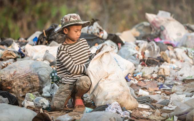 Por que o Homem Civilizado atual ainda é tão Contraditório em suas Posturas? Por que o Homem Civilizado atual ainda é tão Contraditório em suas Posturas?